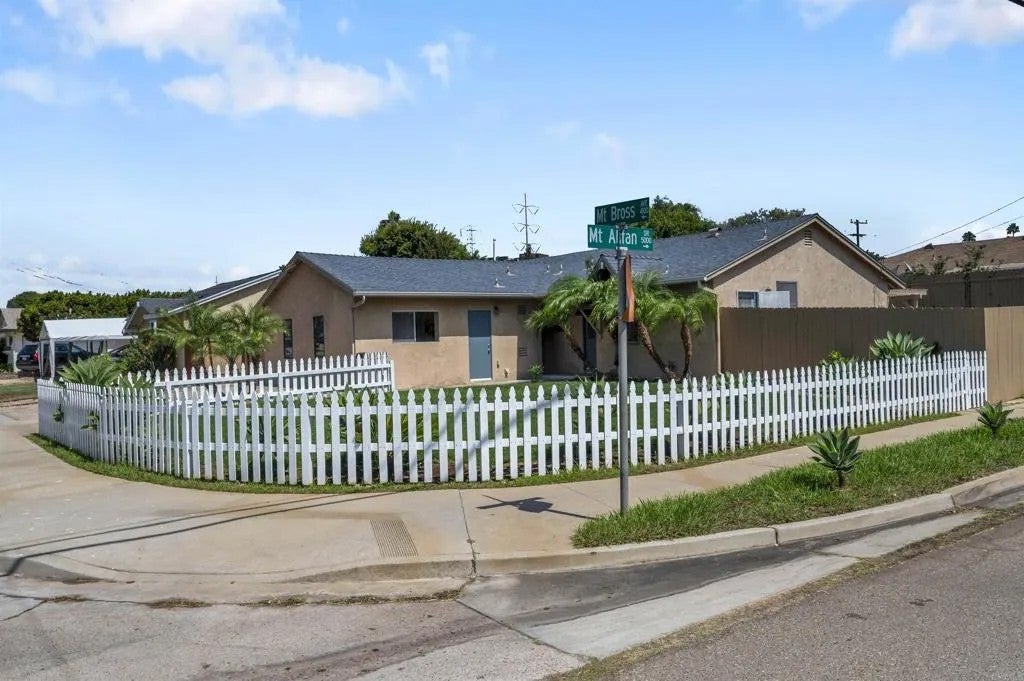 4111 Mount Bross Avenue