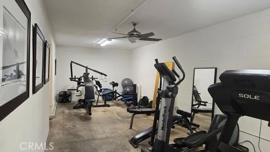 Photo of 2929 Waverly Apt # 213 DR, Los Angeles, CA 90039 (MLS # DW26104859)