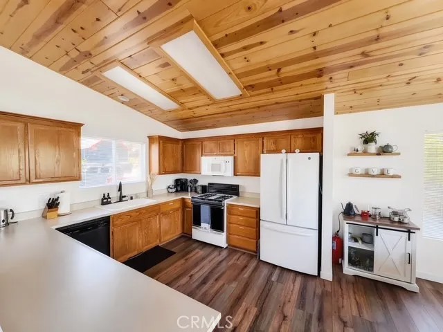 33159 Holcomb Creek