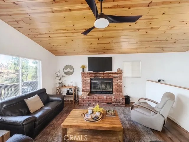 33159 Holcomb Creek