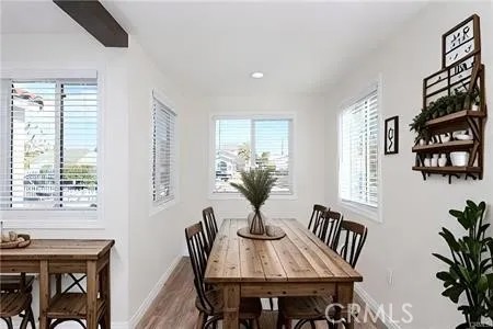 2131-2133 S Cloverdale