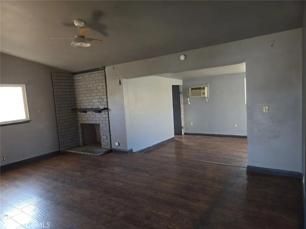 Photo of 827 N Jasmine Ave, Ontario, CA 91762 (MLS # PW25251713)