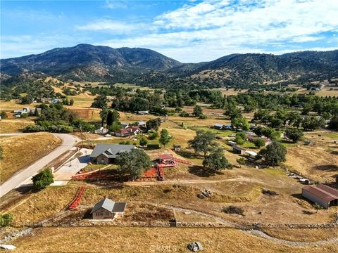 Tiny photo for 7197 Perlman DR, Sanger, CA 93657 (MLS # FR26095260)