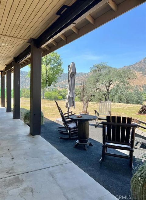 Tiny photo for 7197 Perlman DR, Sanger, CA 93657 (MLS # FR26095260)