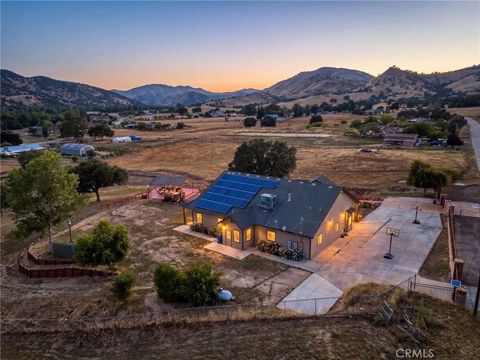 Tiny photo for 7197 Perlman DR, Sanger, CA 93657 (MLS # FR26095260)