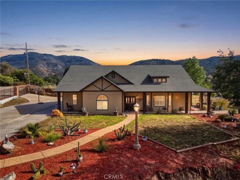 Tiny photo for 7197 Perlman DR, Sanger, CA 93657 (MLS # FR26095260)