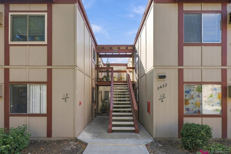 5432 Adobe Falls 12