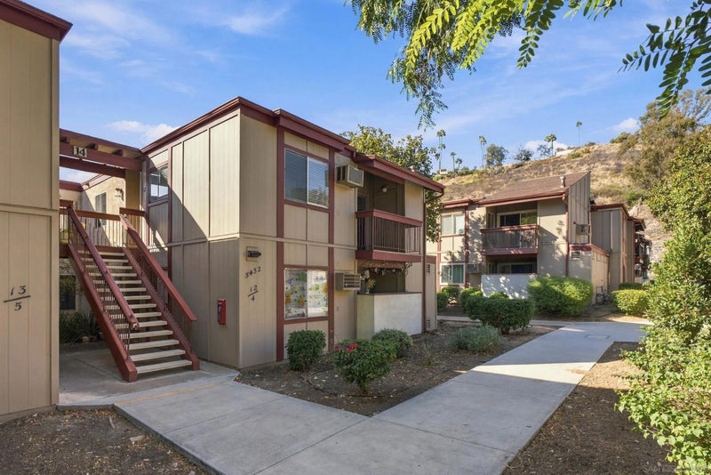 5432 Adobe Falls 12