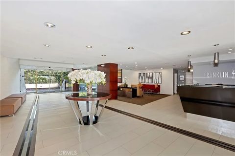 Tiny photo for 7250 Franklin Avenue #506, Los Angeles, CA 90046 (MLS # CV25268521)