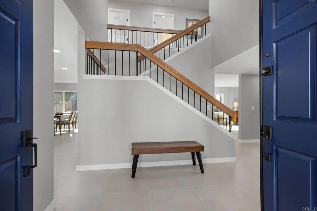 2755 Victoria Avenue