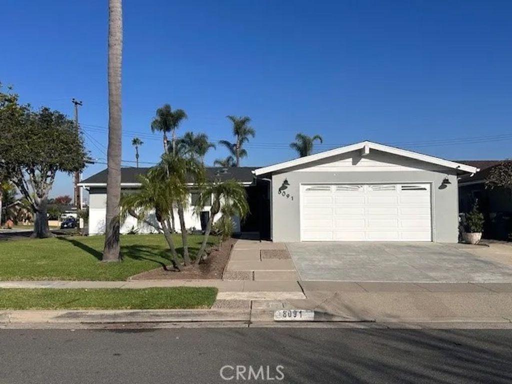 Photo of 8091 Valencia Drive, Huntington Beach, CA 92647 (MLS # LG25276293)