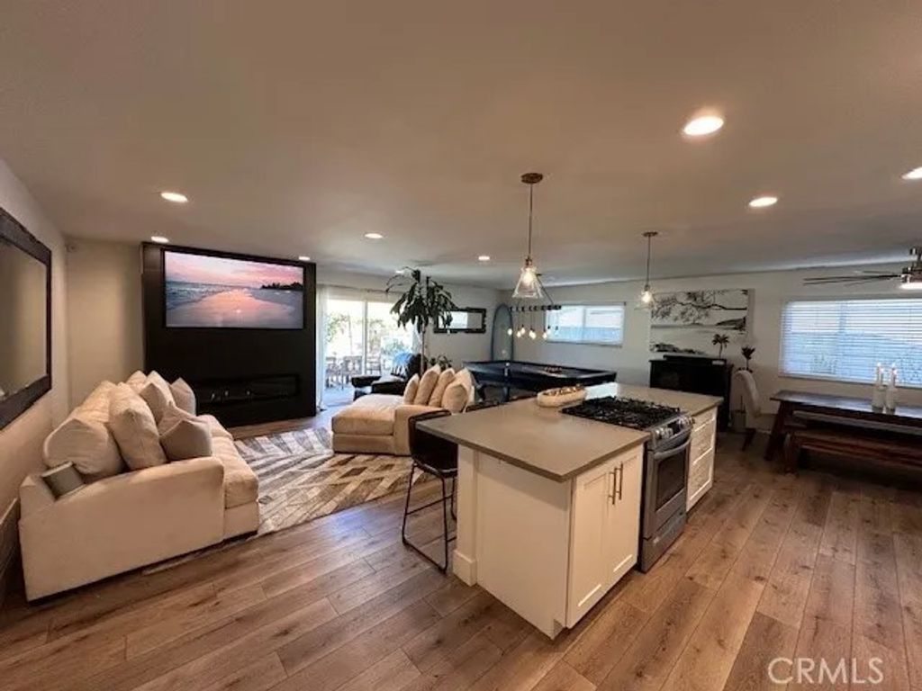 Photo of 8091 Valencia Drive, Huntington Beach, CA 92647 (MLS # LG25276293)
