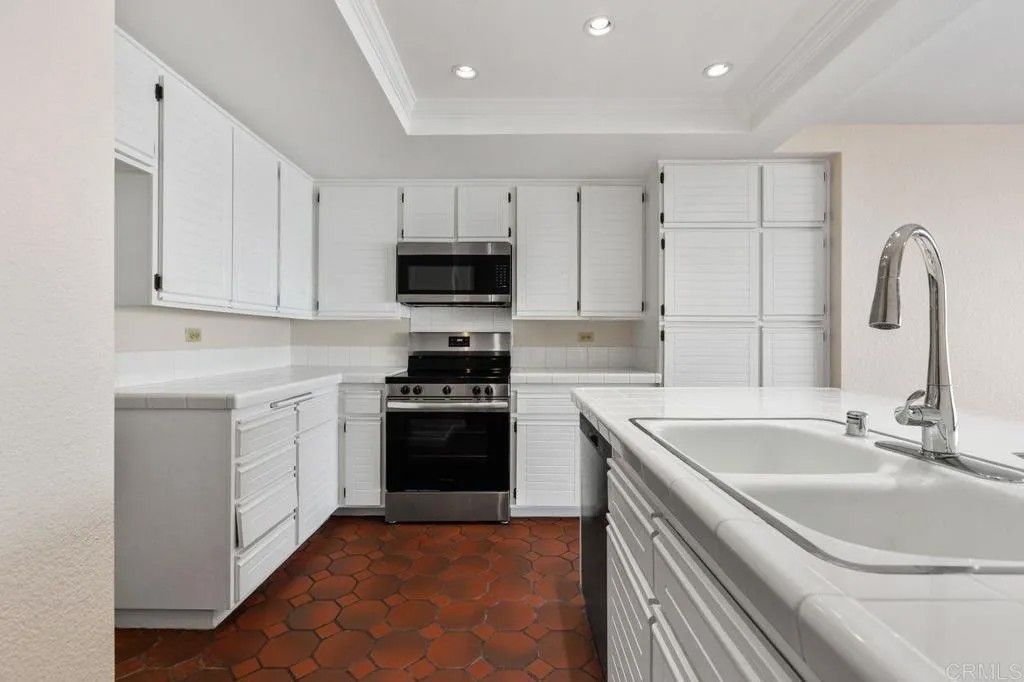 Photo of 1200 Harbor Drive #16B, Oceanside, CA 92054 (MLS # NDP2511048)