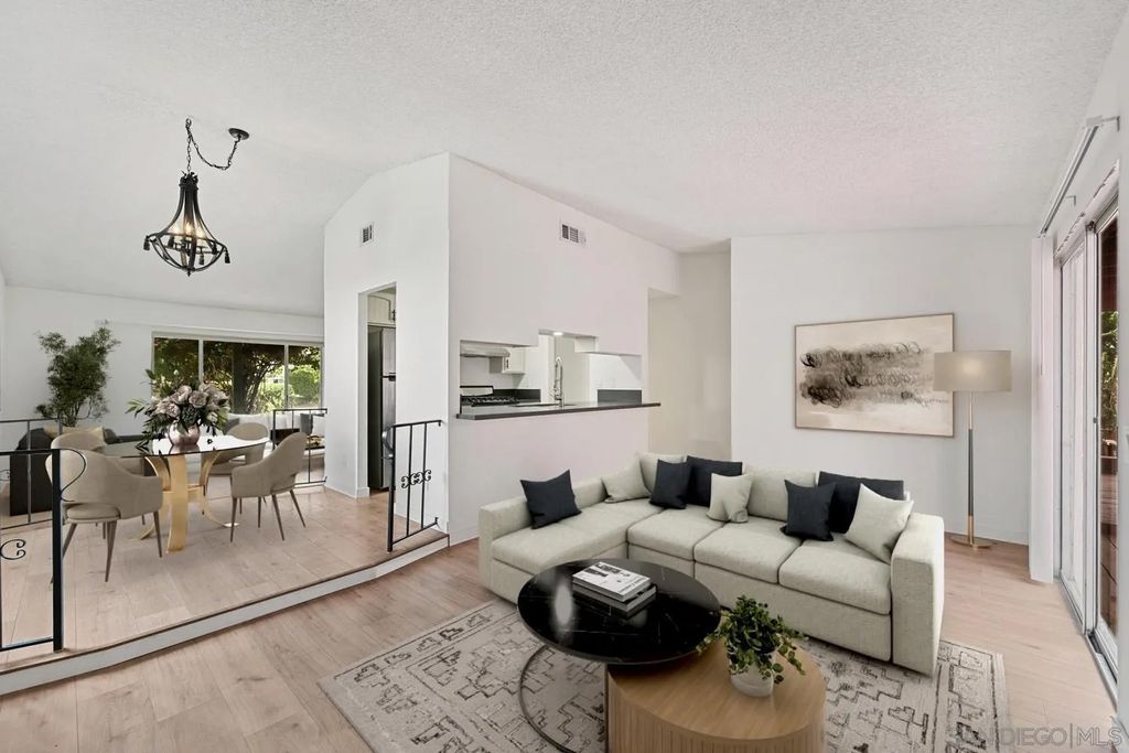 Photo of 2050 Oak Hill Dr, Escondido, CA 92027 (MLS # 2600906)