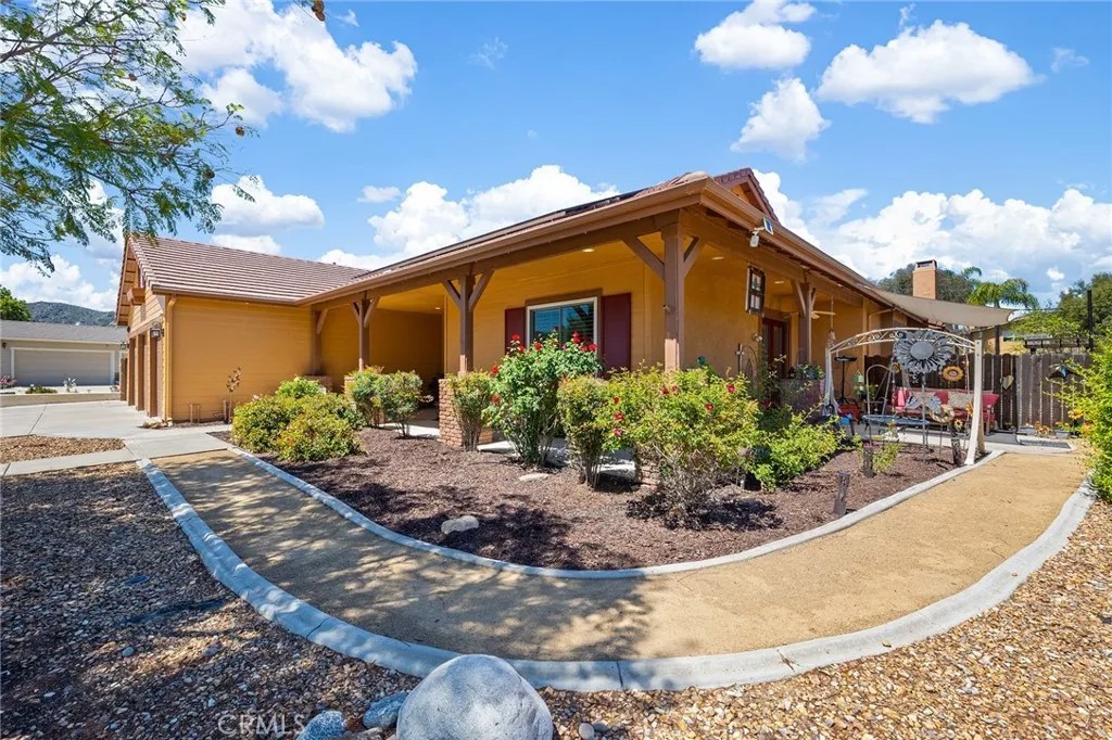 42260 Chisolm Trail