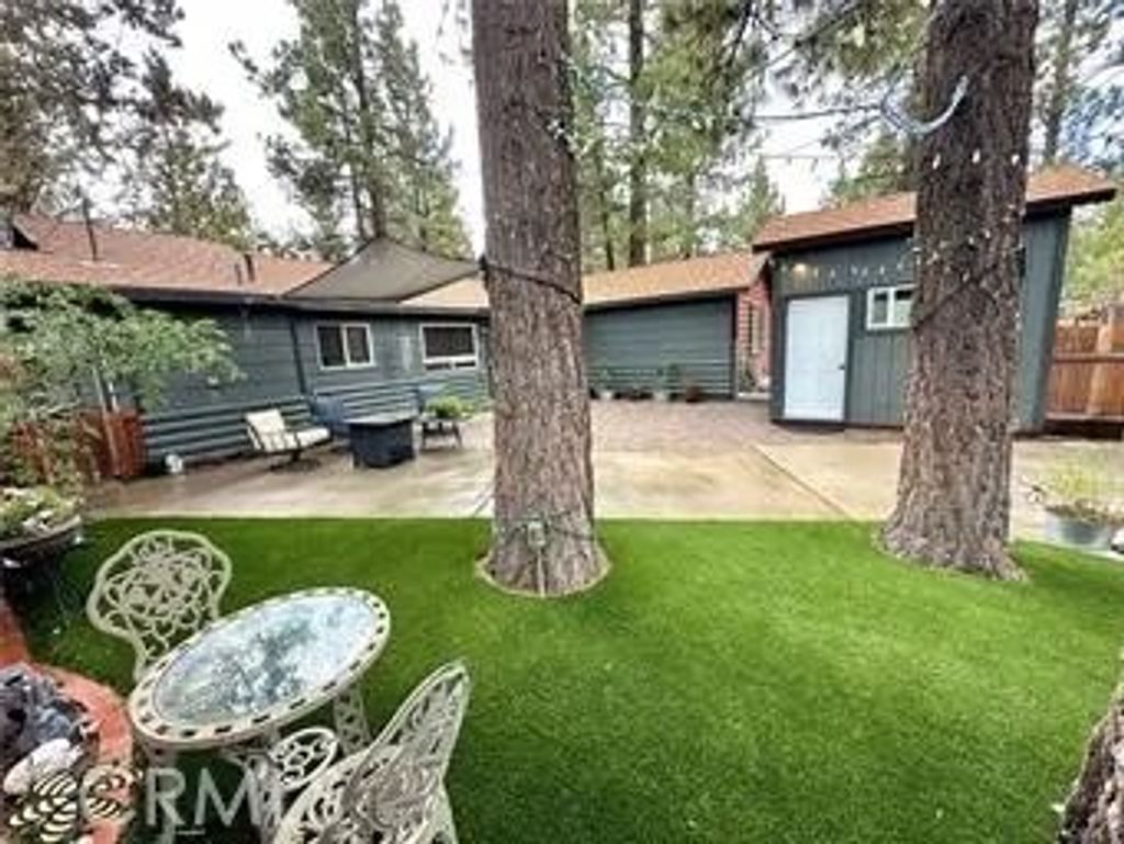 Photo of 867 B Lane, Big Bear Lake, CA 92314 (MLS # IG26078164)