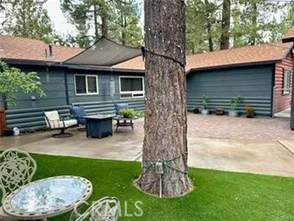 Photo of 867 B Lane, Big Bear Lake, CA 92314 (MLS # IG26078164)