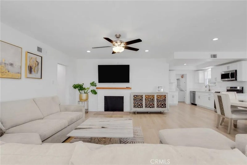 3717 W 186th