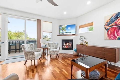 Photo of 551 Laguna Dr, Carlsbad, CA 92008 (MLS # 2600796)