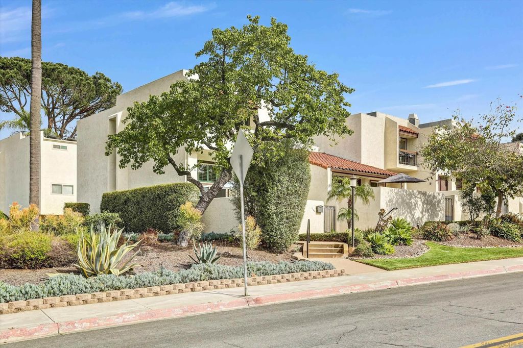 Photo of 7440 Caminito Carlotta, San Diego, CA 92120 (MLS # 260007935)