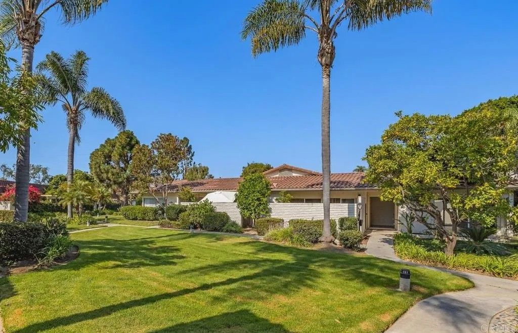 Photo of 7019 Estrella De Mar Road, Carlsbad, CA 92009 (MLS # NDP2506696)