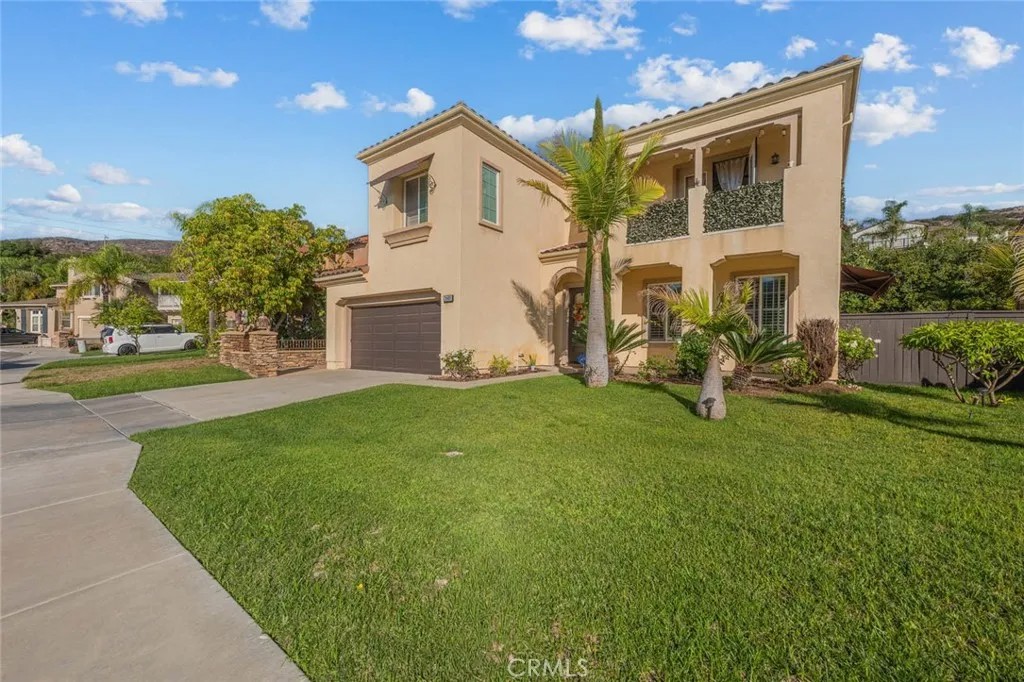 2401 Paseo Los Gatos