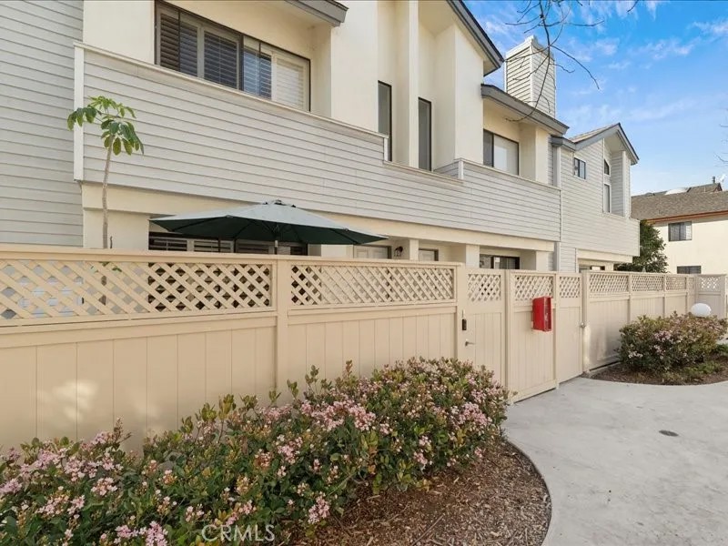 15111 Freeman