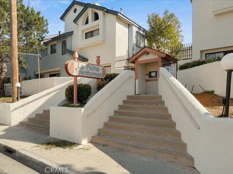 15111 Freeman