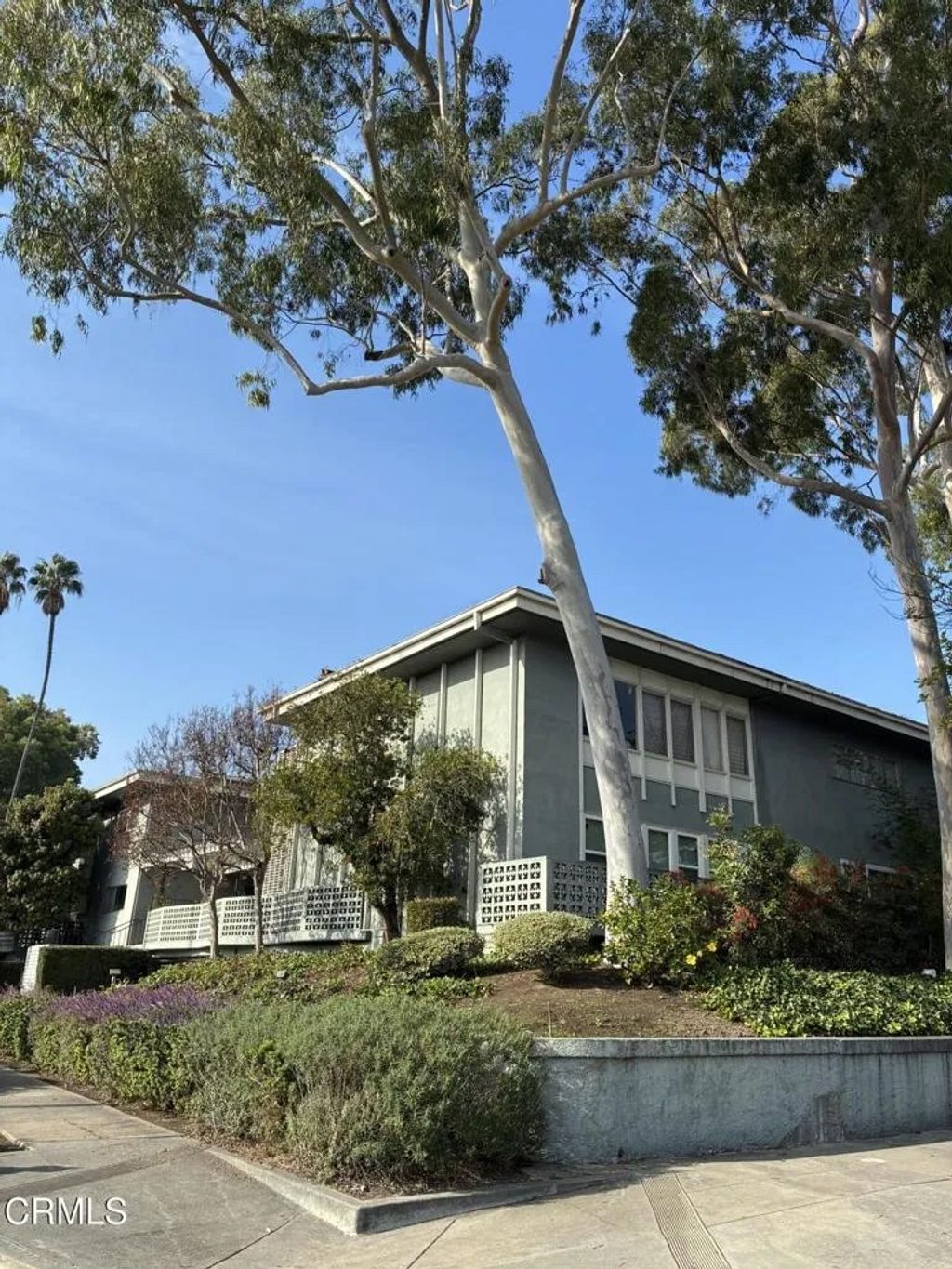 Photo of 1520 Spruce Street #8, South Pasadena, CA 91030 (MLS # P1-26187)