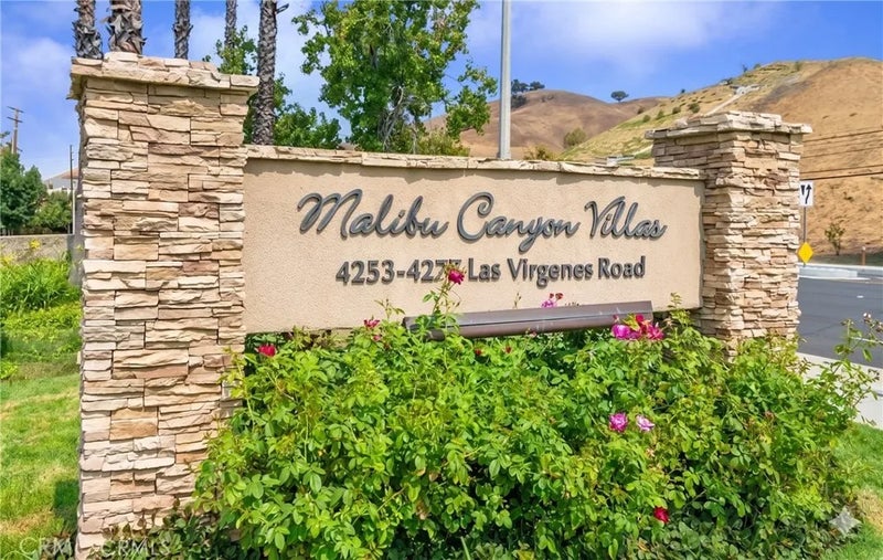 4277 Las Virgenes 1