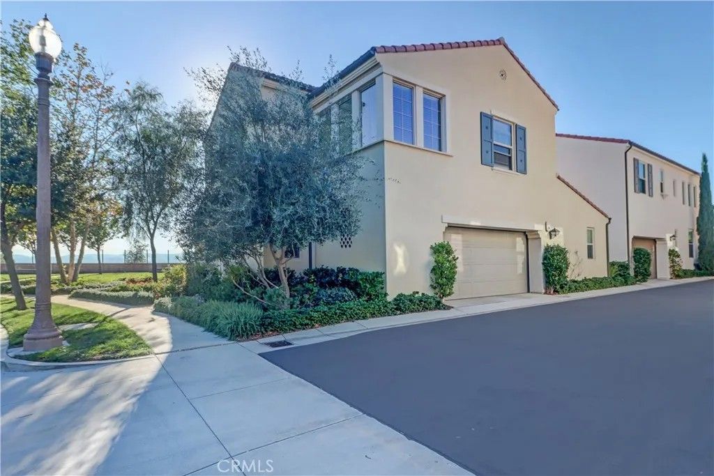 Photo of 158 Falcon Rdg, Irvine, CA 92618 (MLS # PW25274108)