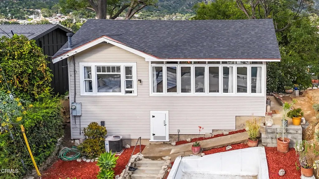7078 High Cliff Trail