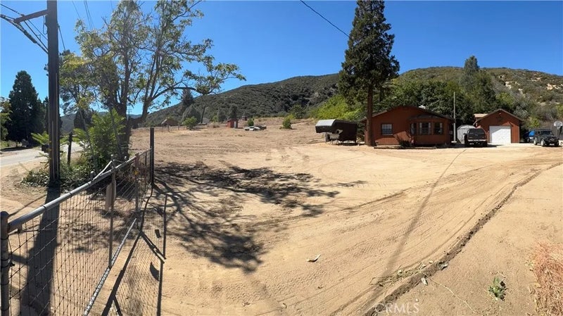 43571 Lake Hughes
