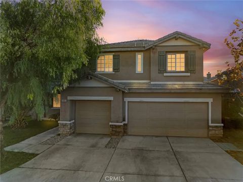 Tiny photo for 13802 Goldfinch Court, Victorville, CA 92394 (MLS # HD25274191)
