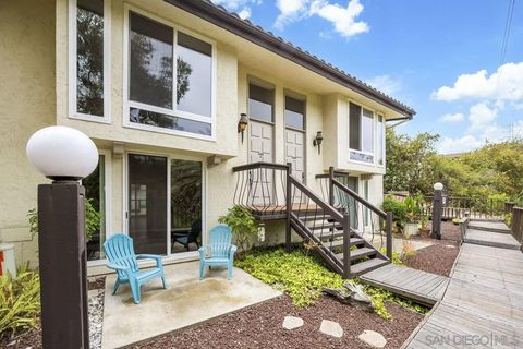 Photo of 2402 Altisma Way #G, Carlsbad, CA 92009 (MLS # 250032541)