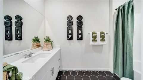 Tiny photo for 2571 Cloudview Privado, Ontario, CA 91761 (MLS # SW25238240)