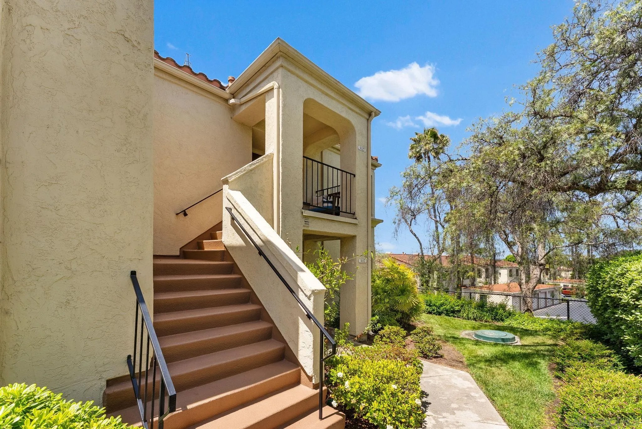 3127 Vista Rica