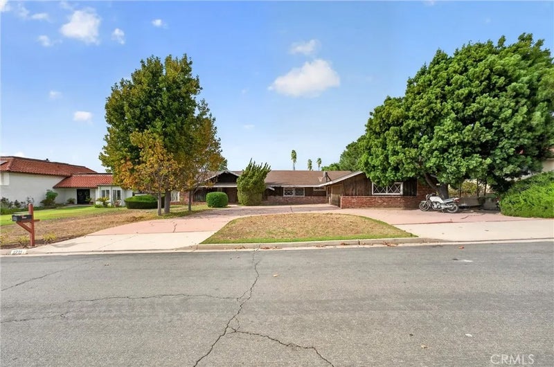 8721 Somerset