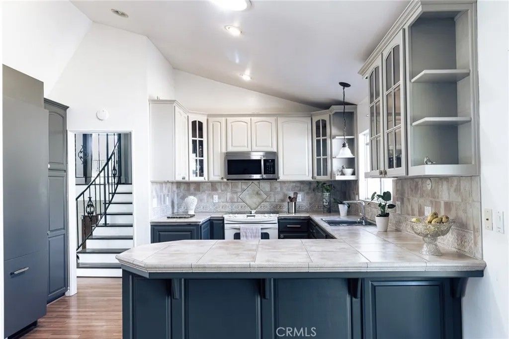 Photo of 3342 Silver Oak Lane, Vista, CA 92084 (MLS # SW25243086)