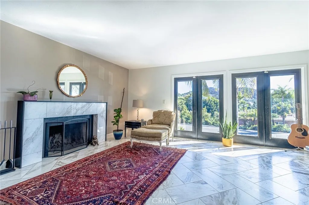 3342 Silver Oak Lane