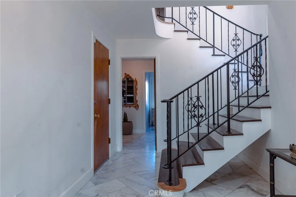 3342 Silver Oak Lane