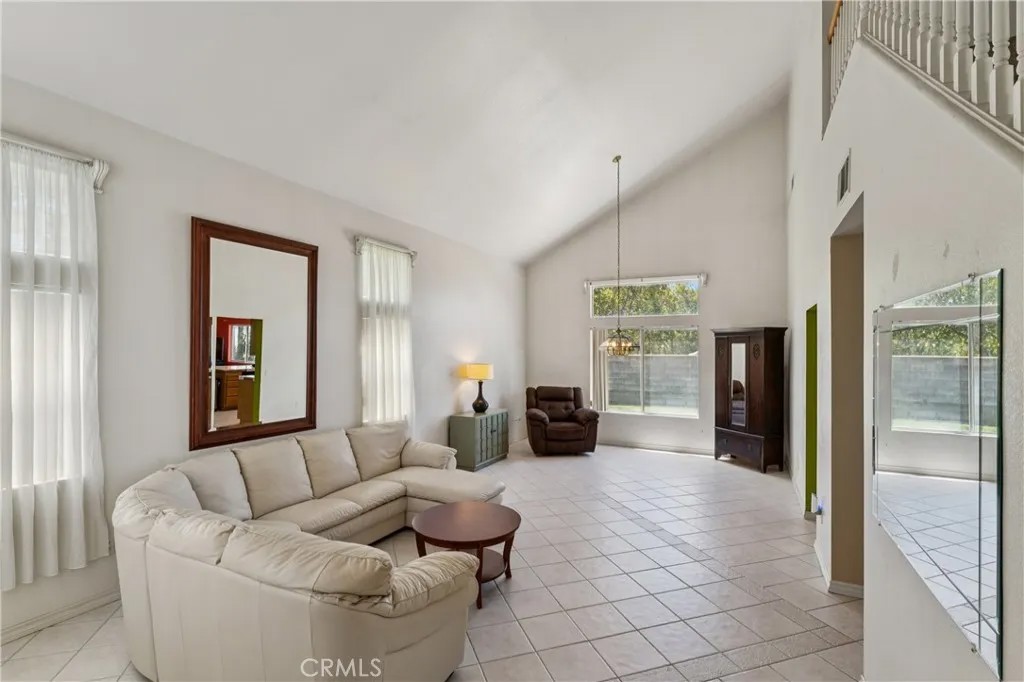 2709 W Buena Vista Drive