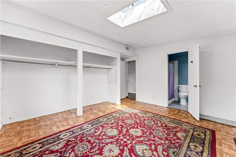17408 Walnut