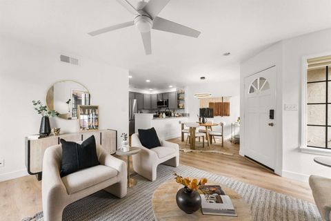 Photo of 3546 Seahorn Cir, San Diego, CA 92130 (MLS # 250046211)