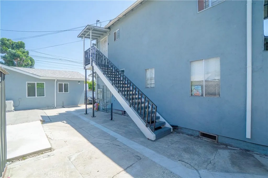 7721 Bell Avenue