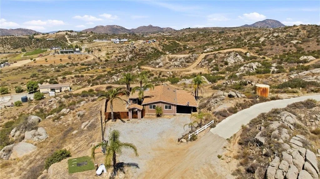 Photo of 40100 Owl Valley, Temecula, CA 92592 (MLS # SW26107867)