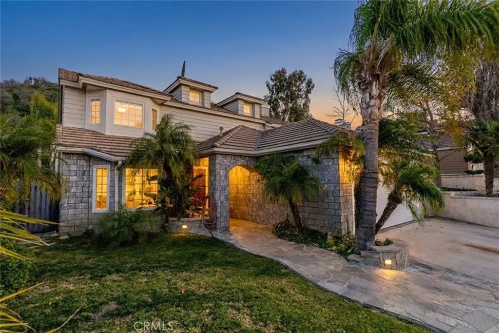 Photo of 31256 Quail Valley Road, Castaic, CA 91384 (MLS # SR26068106)