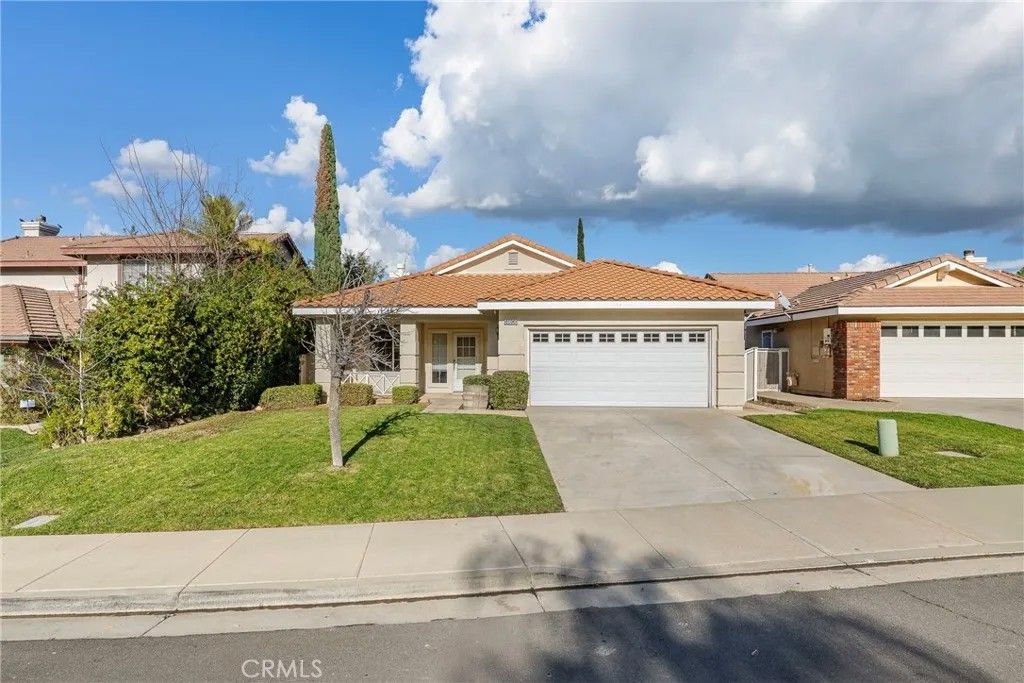 Photo of 13608 Abington Dr, Corona, CA 92883 (MLS # CV26004743)