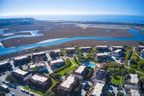 Photo of 2556 Ocean Cove Dr, Cardiff By The Sea, CA 92007 (MLS # NDP2607369)