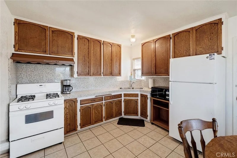 4162 W 162nd Street